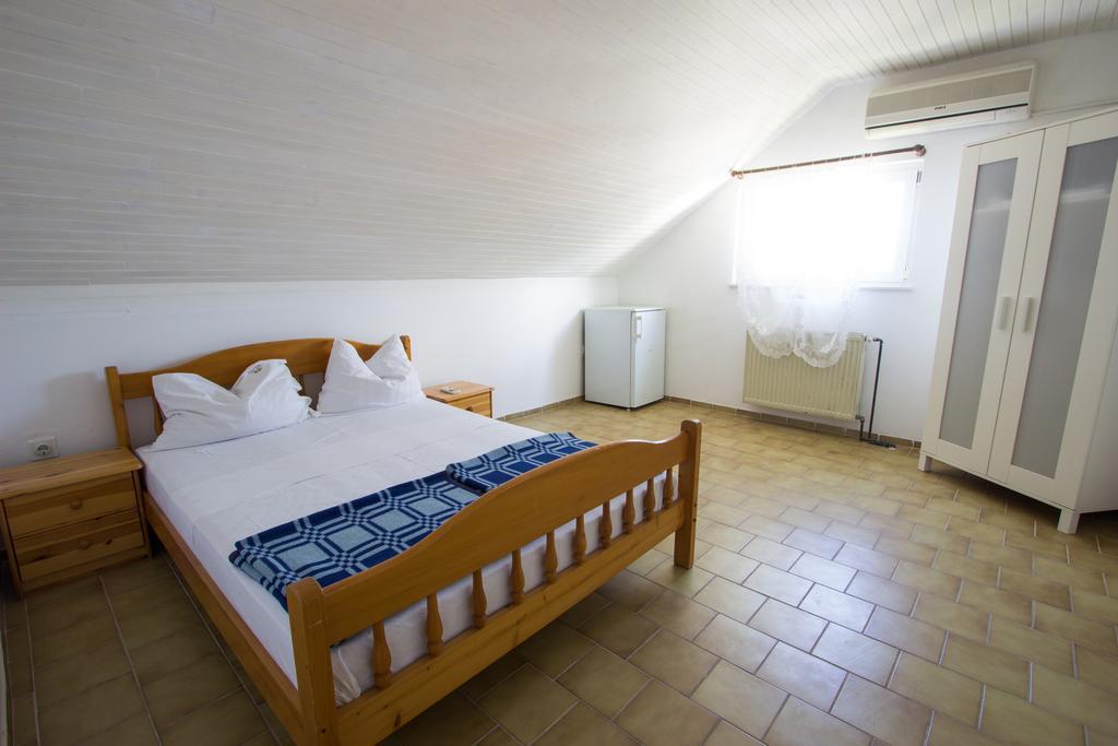 St. Roko Guest House Vùng duyên hải Vùng duyên hải Donja Lastva Ngoại thất bức ảnh